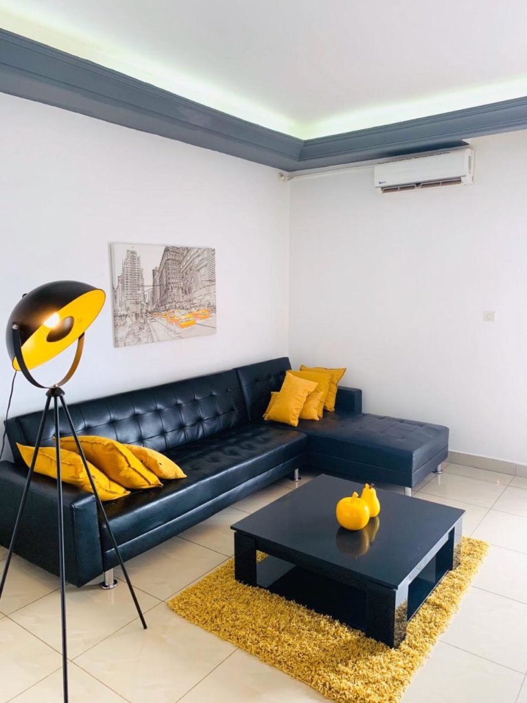 Hébergements meublés Yaoundé-autre salon Rubis